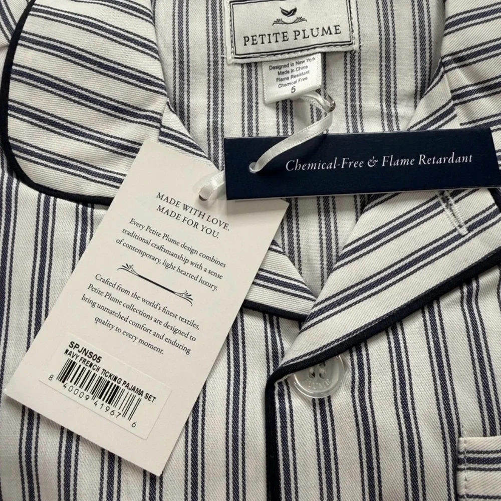 Petite Plume NWT 12-18 mo. Kid's Twill Pajama Set in Navy French Ticking NEW